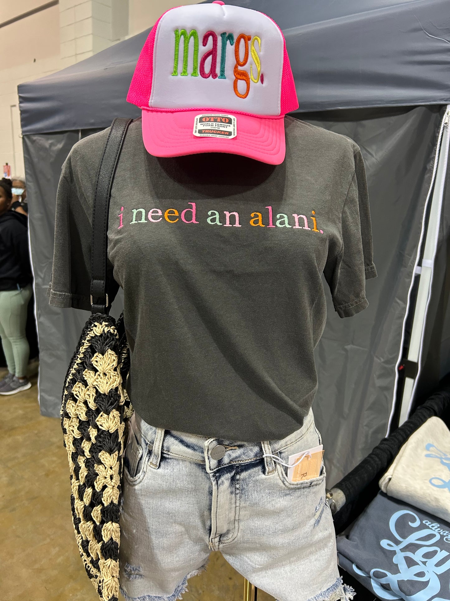 Alani Tee