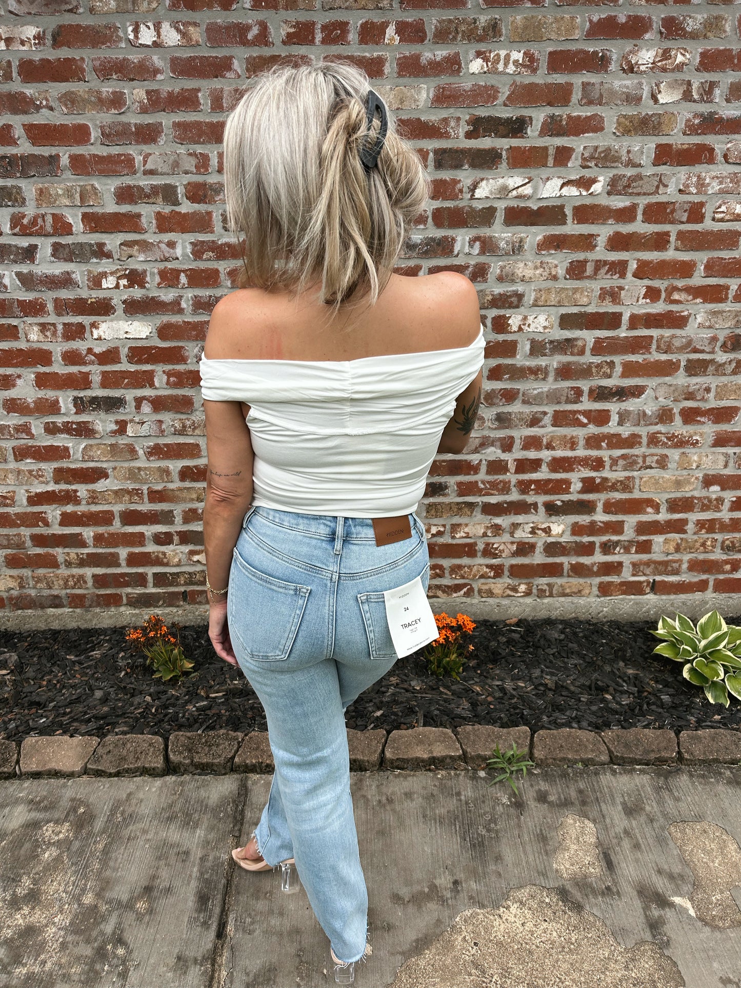 Silhouette Button Top