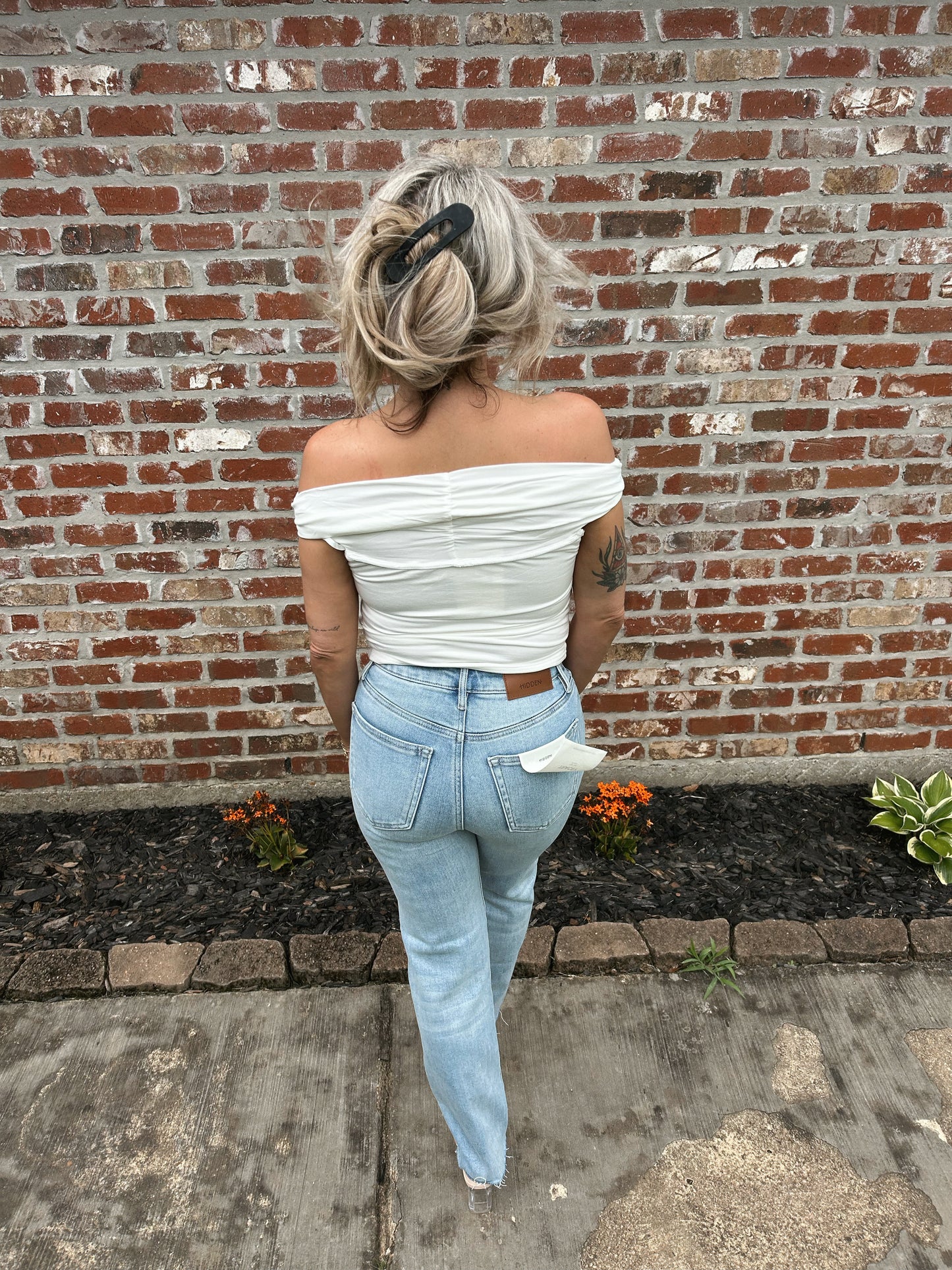 Silhouette Button Top