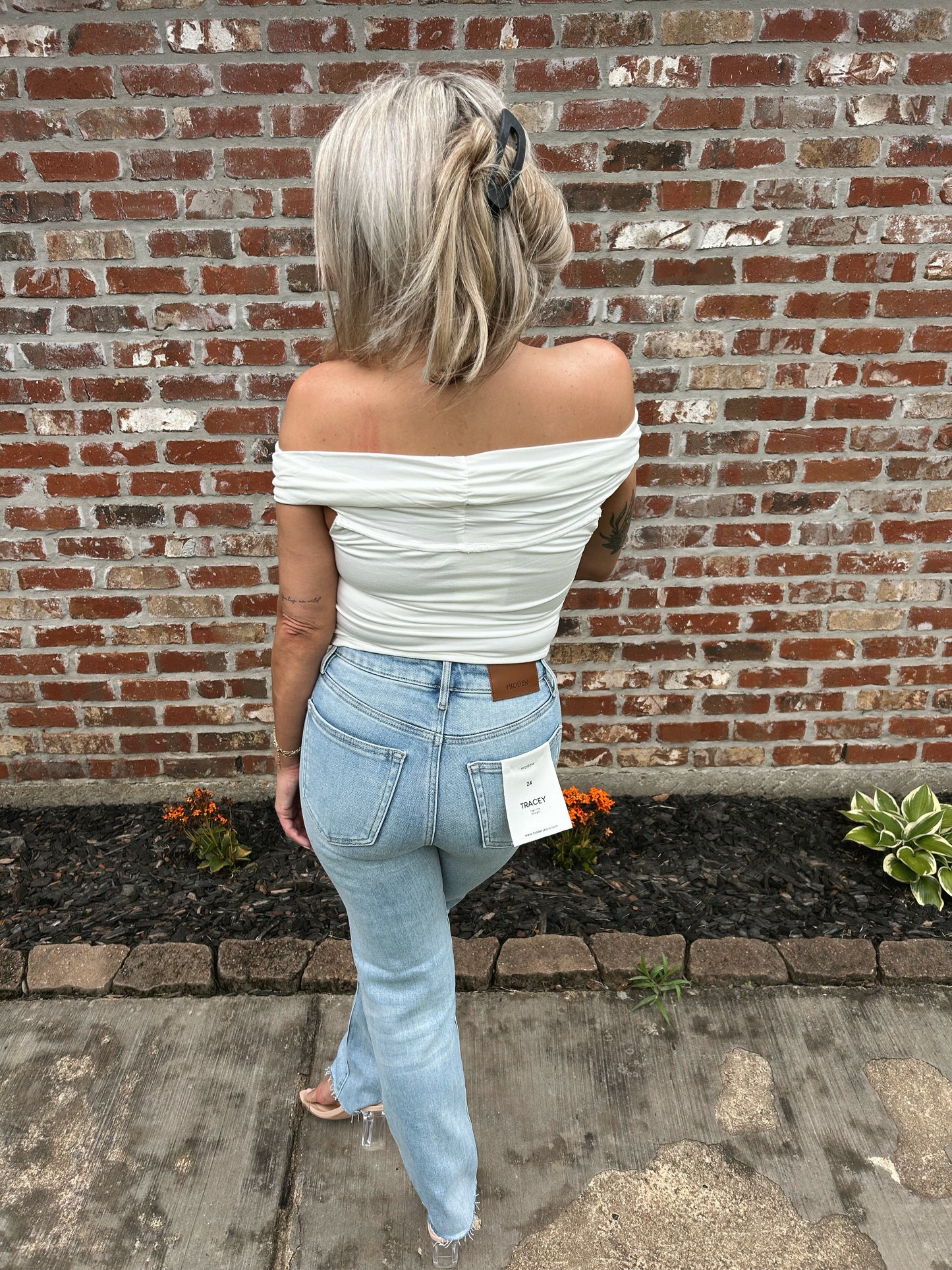 Silhouette Button Top