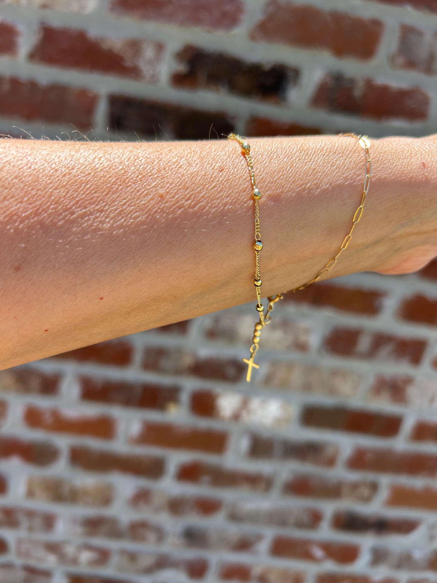 Cross charm bracelet