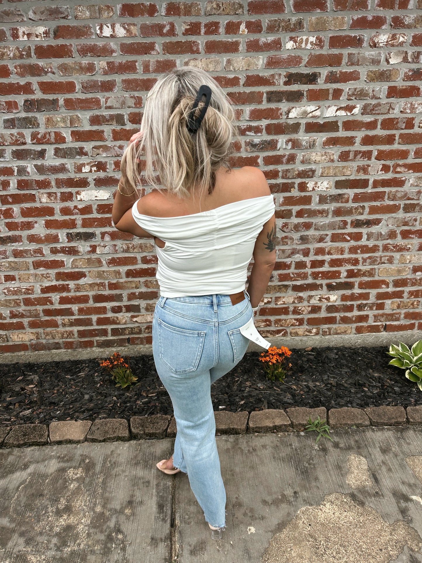 Silhouette Button Top